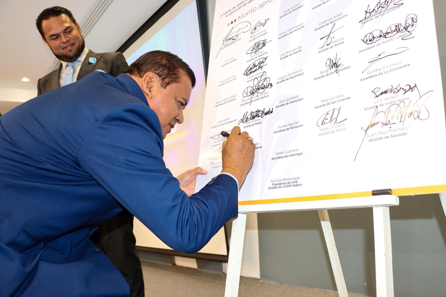Firma de convenios para el desarrollo técnico de obras municipales ...